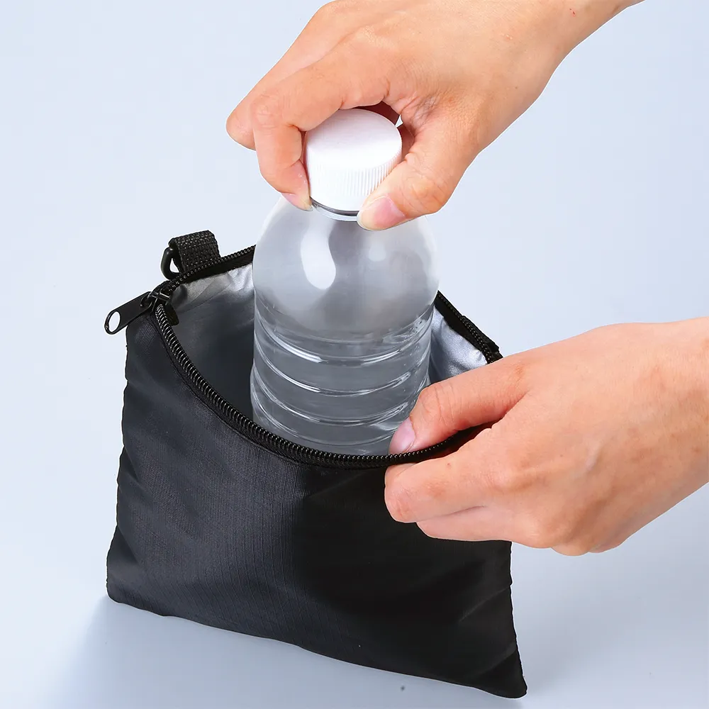 簡単取付 リュックにも使えるマルチ保冷ポーチ(保冷剤付き)