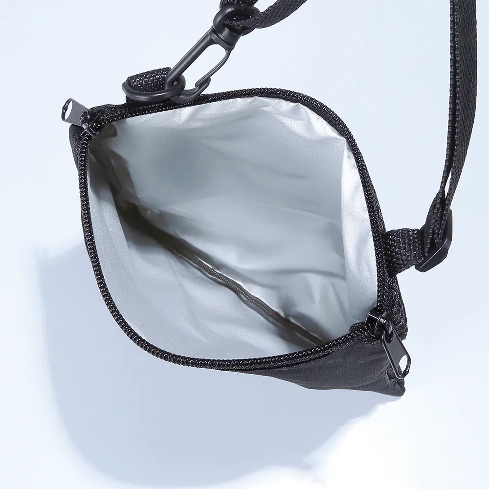 簡単取付 リュックにも使えるマルチ保冷ポーチ(保冷剤付き)