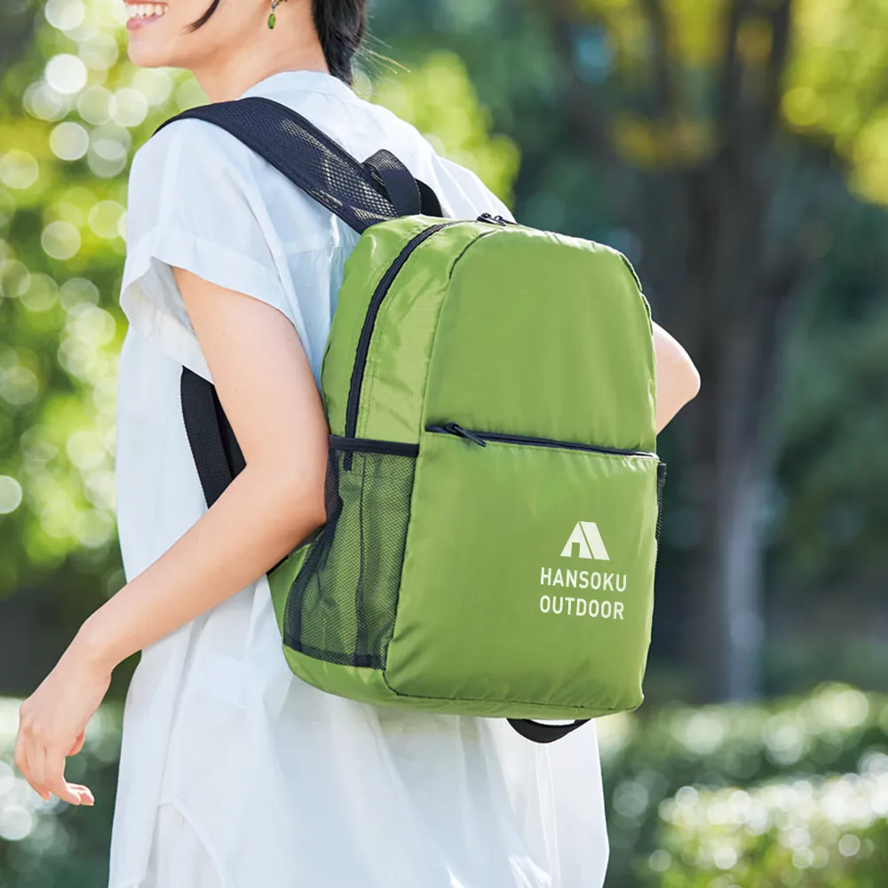 たたんで収納！軽量リュックサック