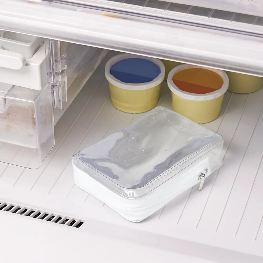 そのまま冷凍！クールジェル入ポーチ