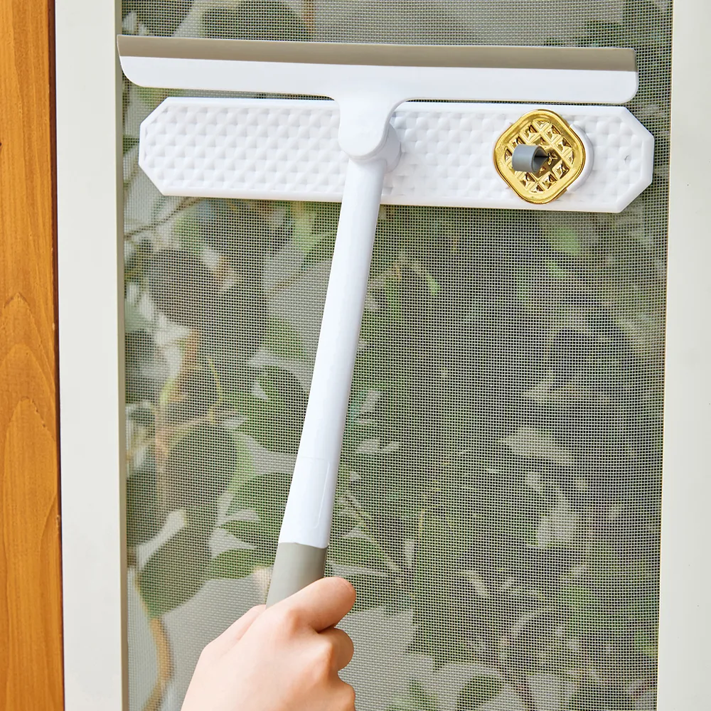 収納便利なマルチウィンドウワイパー