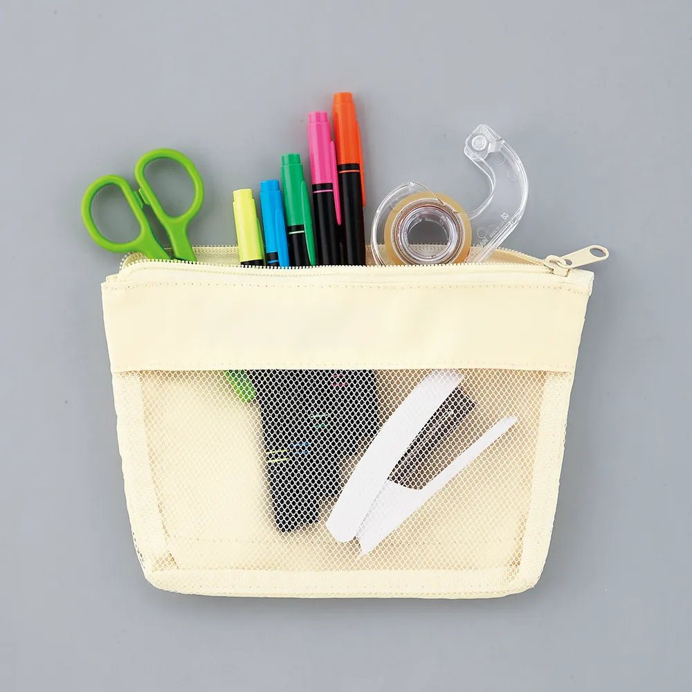 仕分けできる3層ポーチ