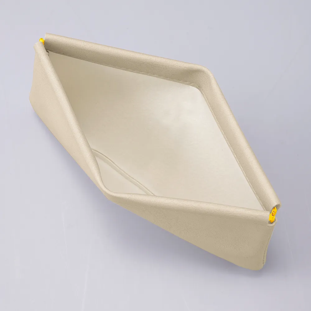 ヴェアリー・イージーオープンスリムポーチ