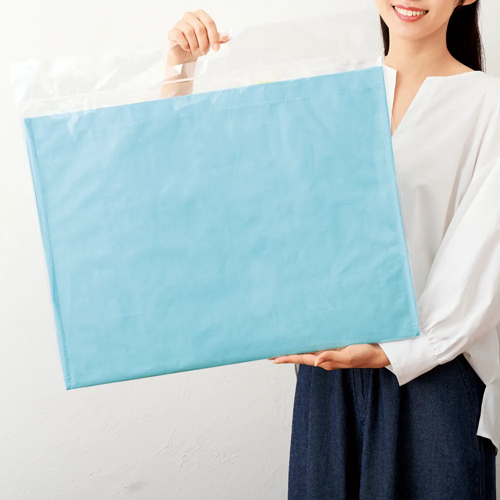 容量たっぷり！ 2WAYスクエアバッグ